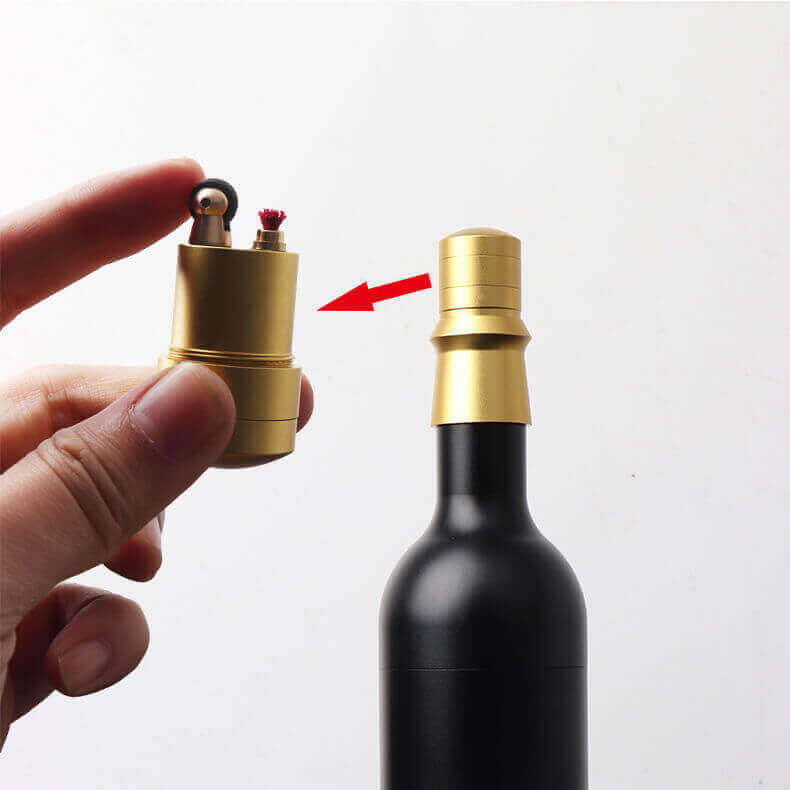 High-grade wine bottle and cigarette case paraffin lighter